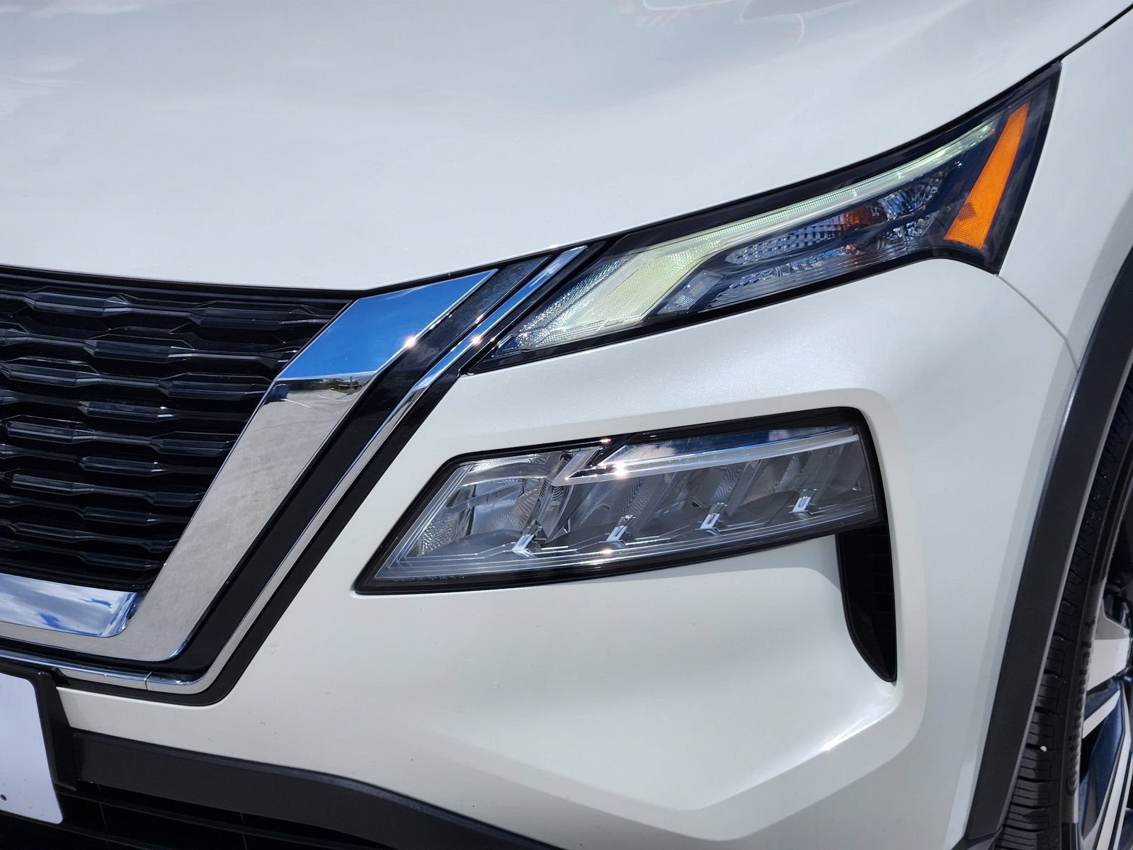2022 Nissan Rogue SL FWD