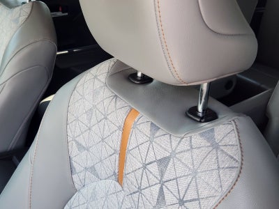 2023 Toyota Highlander Hybrid XLE Bronze