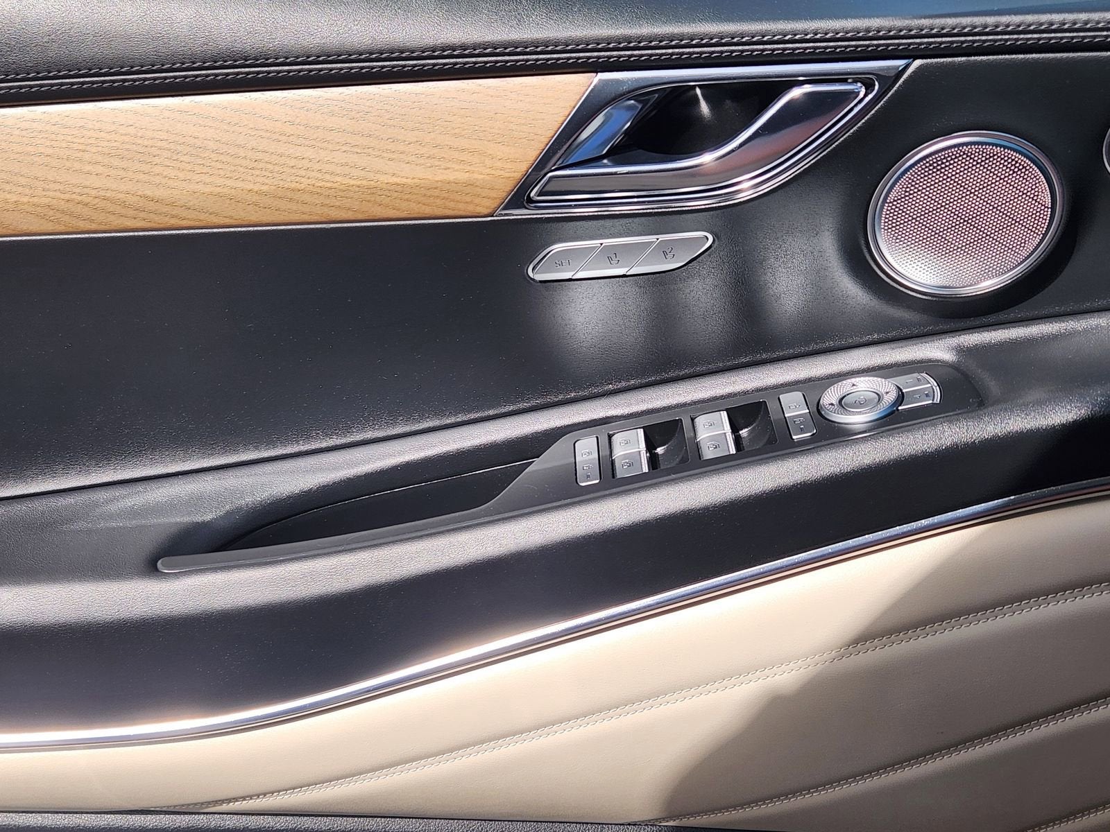 2022 Genesis GV80 2.5T RWD