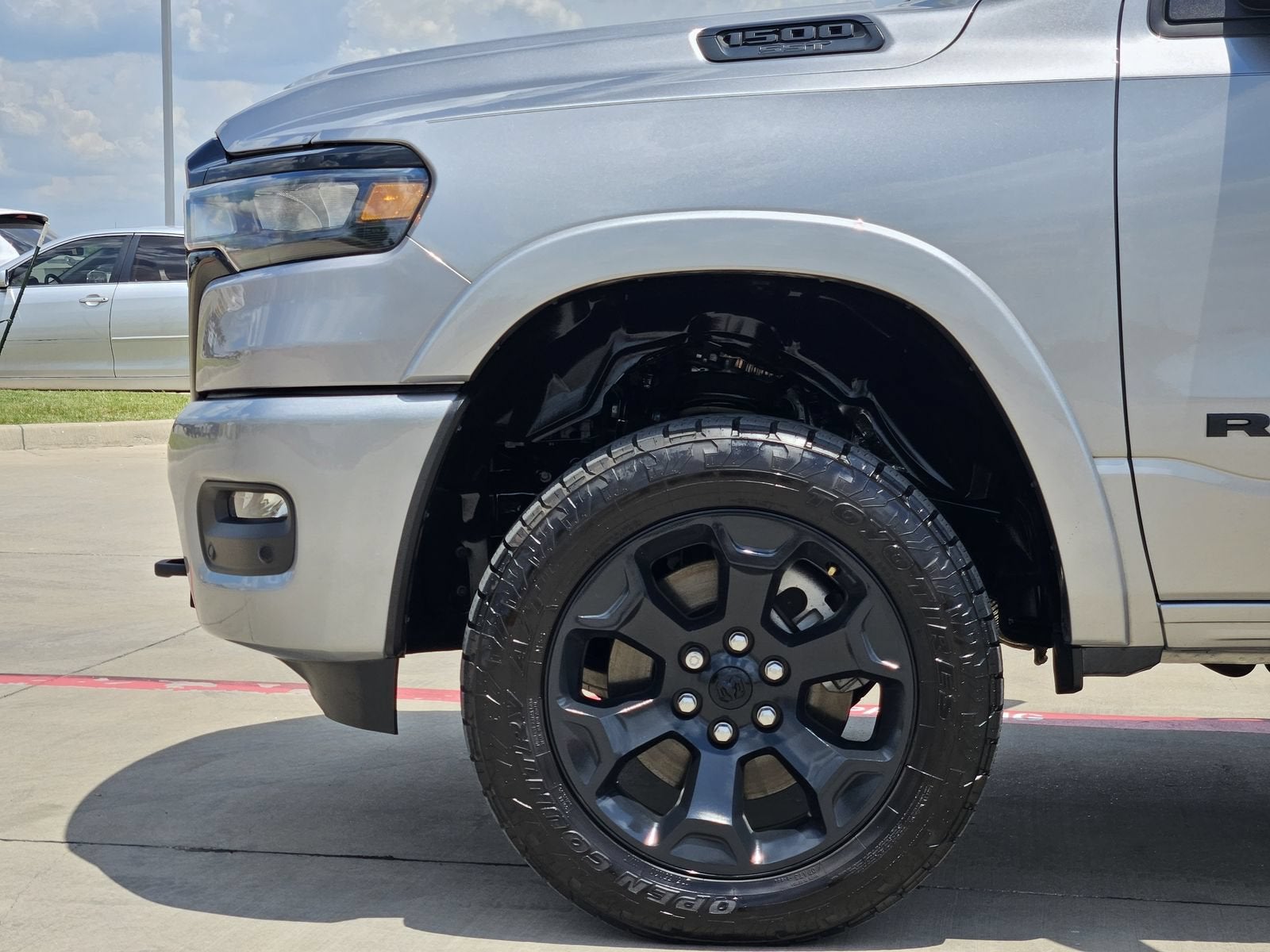 2025 RAM 1500 Lone Star Crew Cab 4x4 5'7" Box