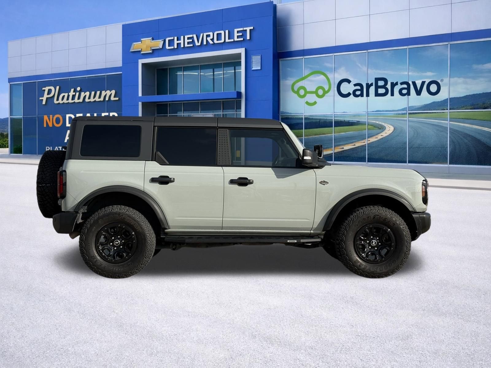 2023 Ford Bronco Base
