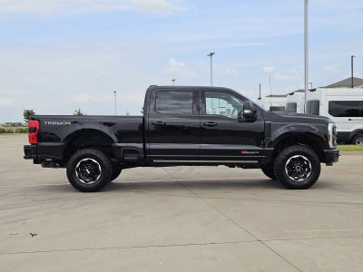 2025 Ford F-250 Platinum