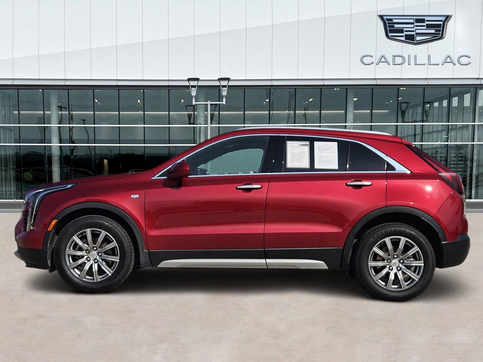 2019 Cadillac XT4 FWD Premium Luxury