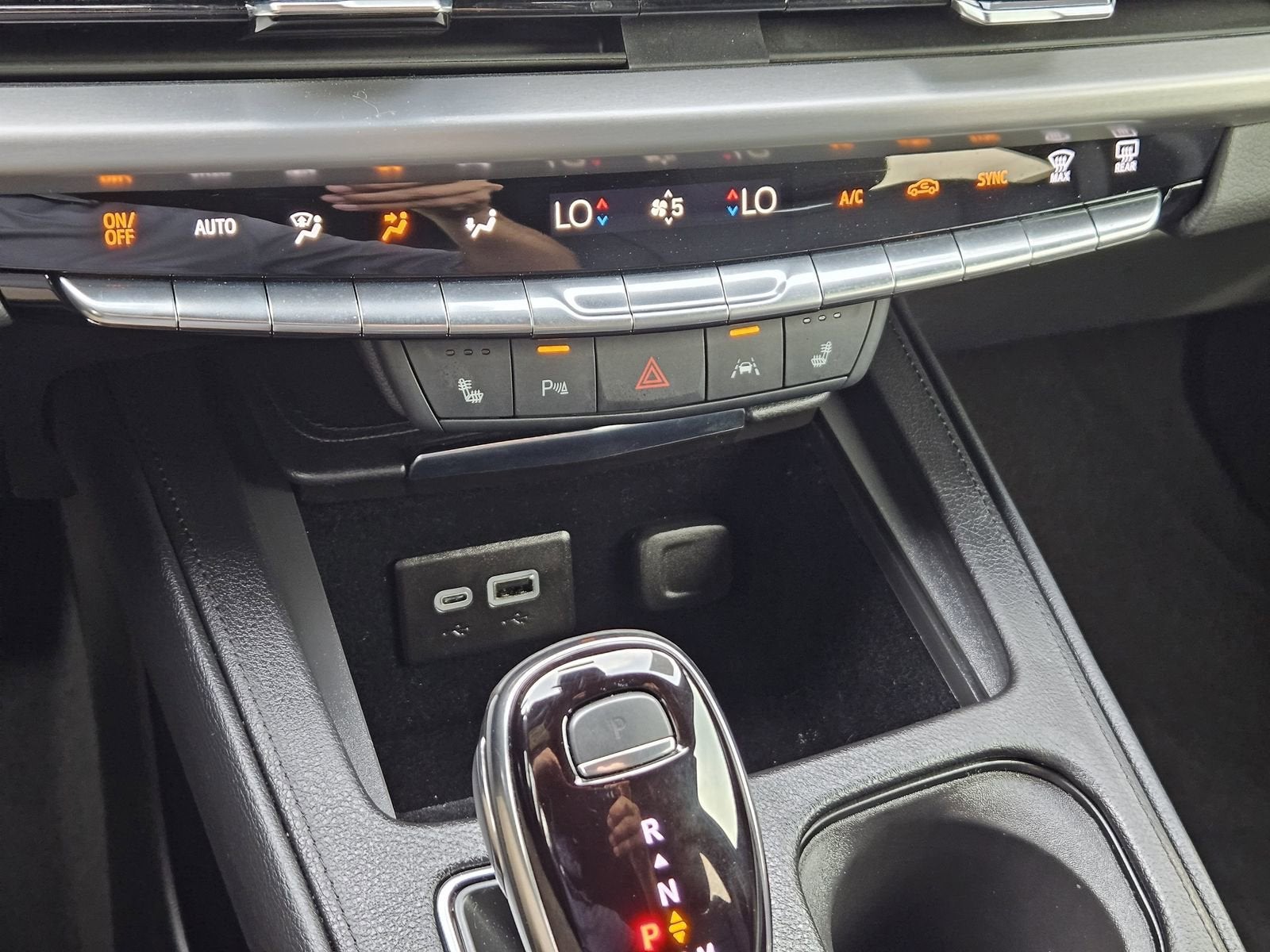 2025 Cadillac XT4 Sport