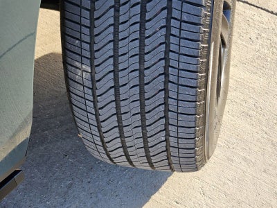 2025 Cadillac Escalade ESV Sport