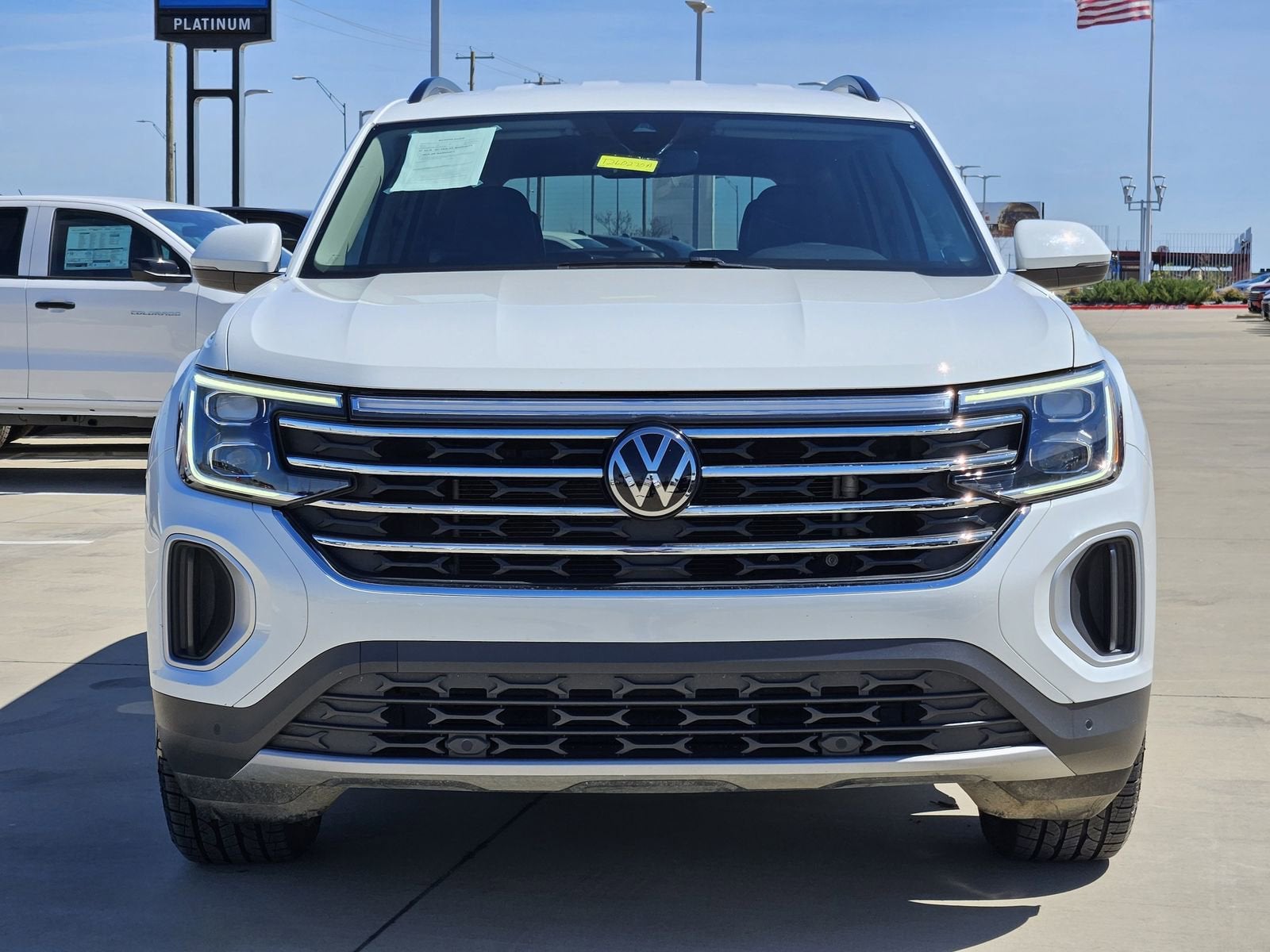 2024 Volkswagen Atlas 2.0T SE w/Technology