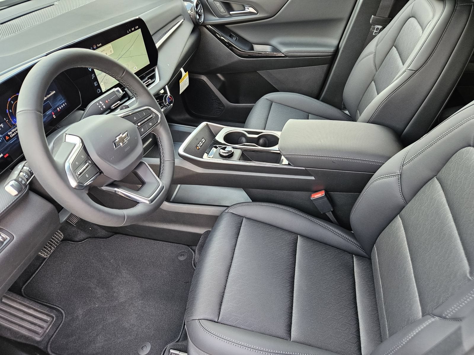 2027 Chevrolet Equinox FWD LT