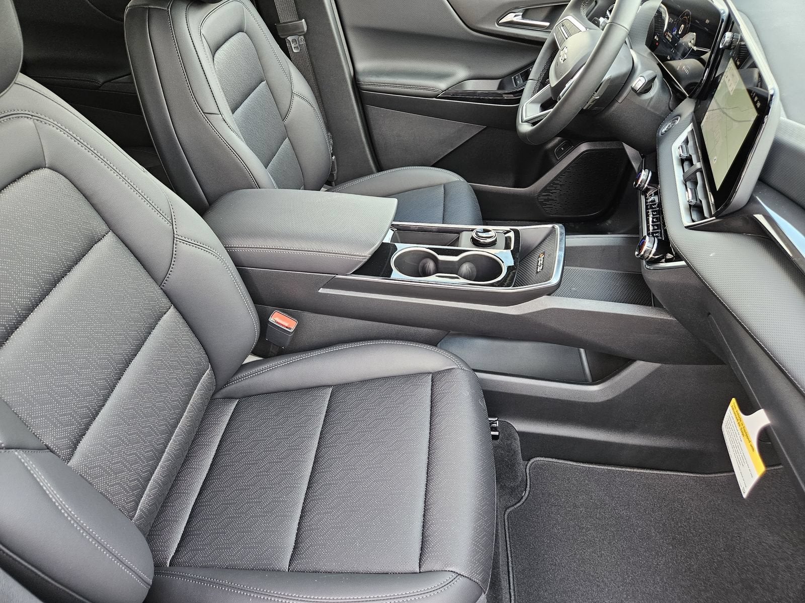 2027 Chevrolet Equinox FWD LT