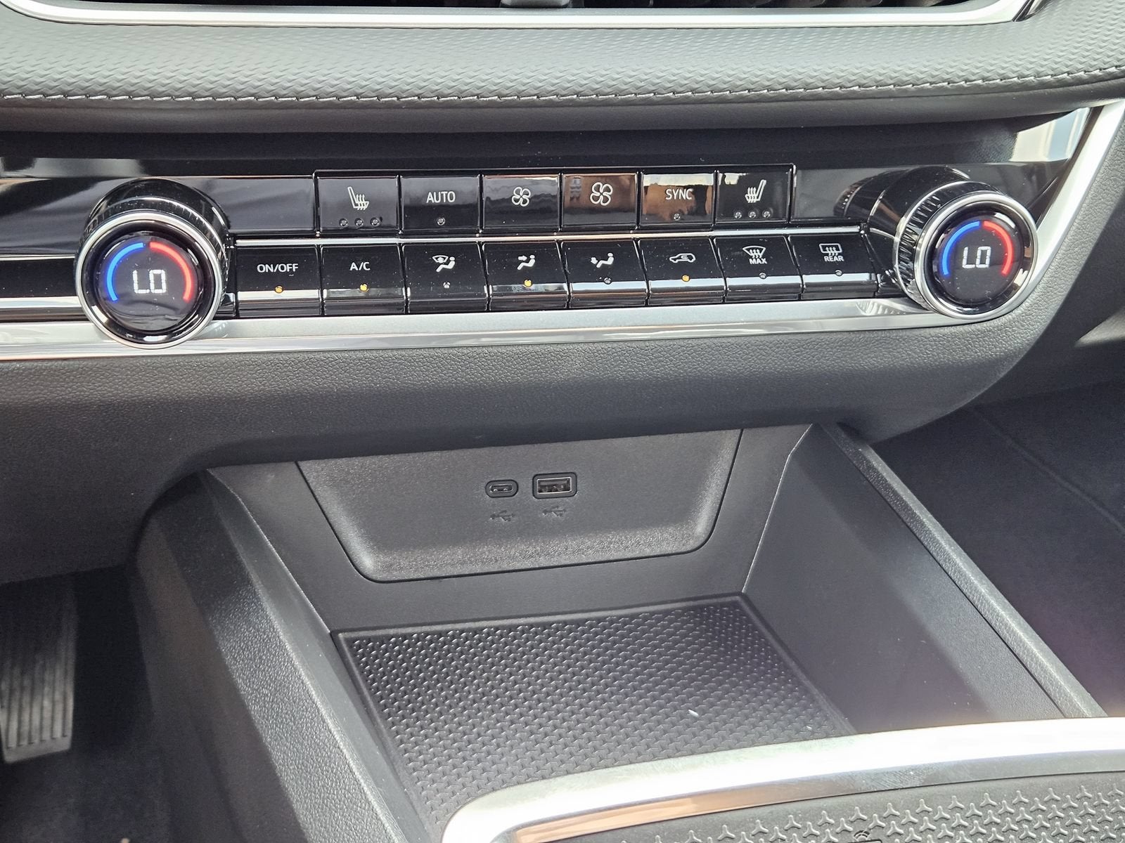 2027 Chevrolet Equinox FWD LT