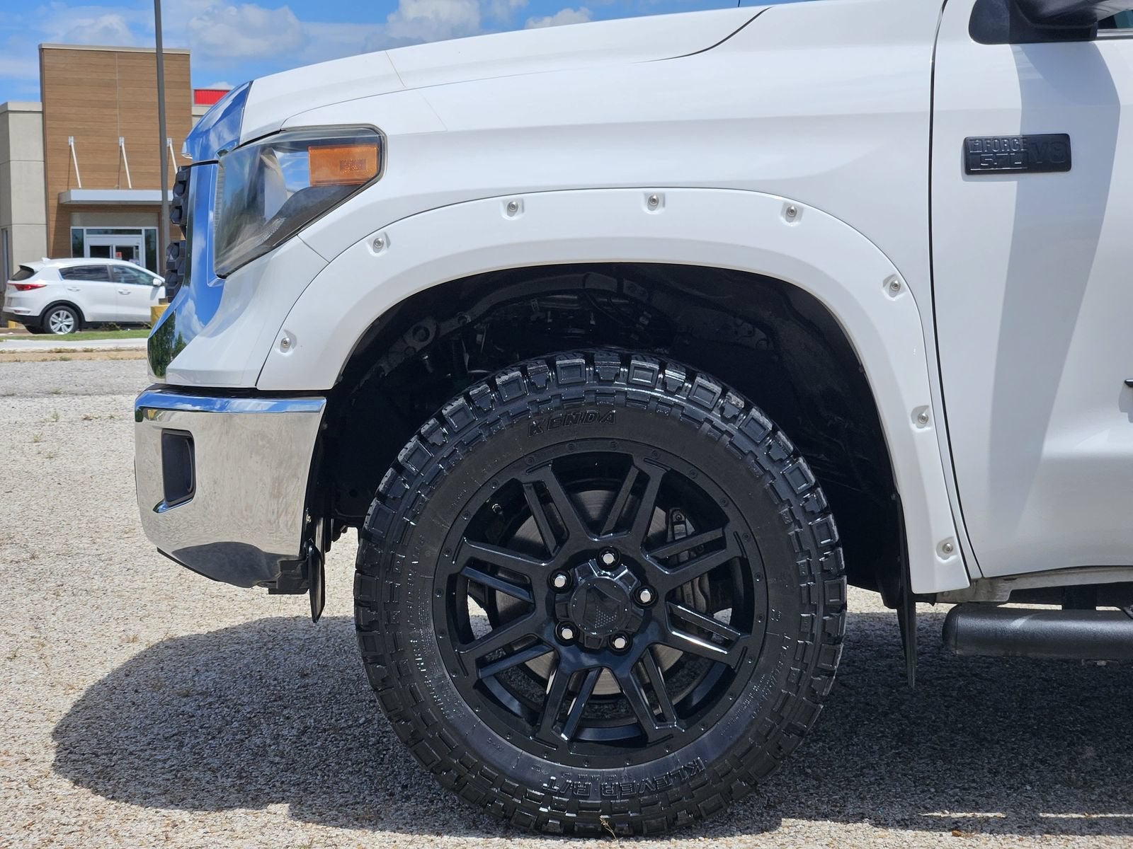 2018 Toyota Tundra SR5 5.7L V8