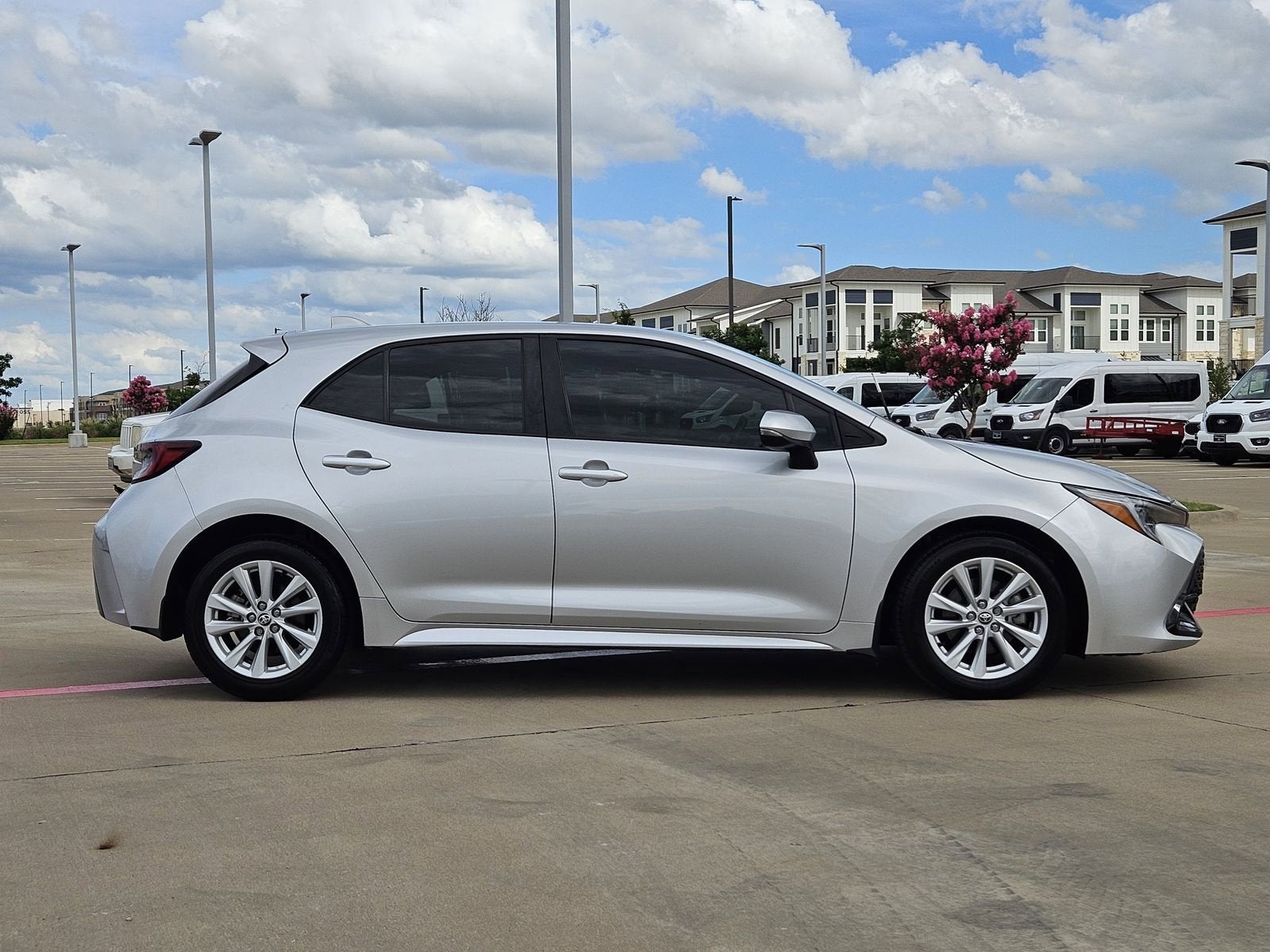 2024 Toyota Corolla Hatchback SE