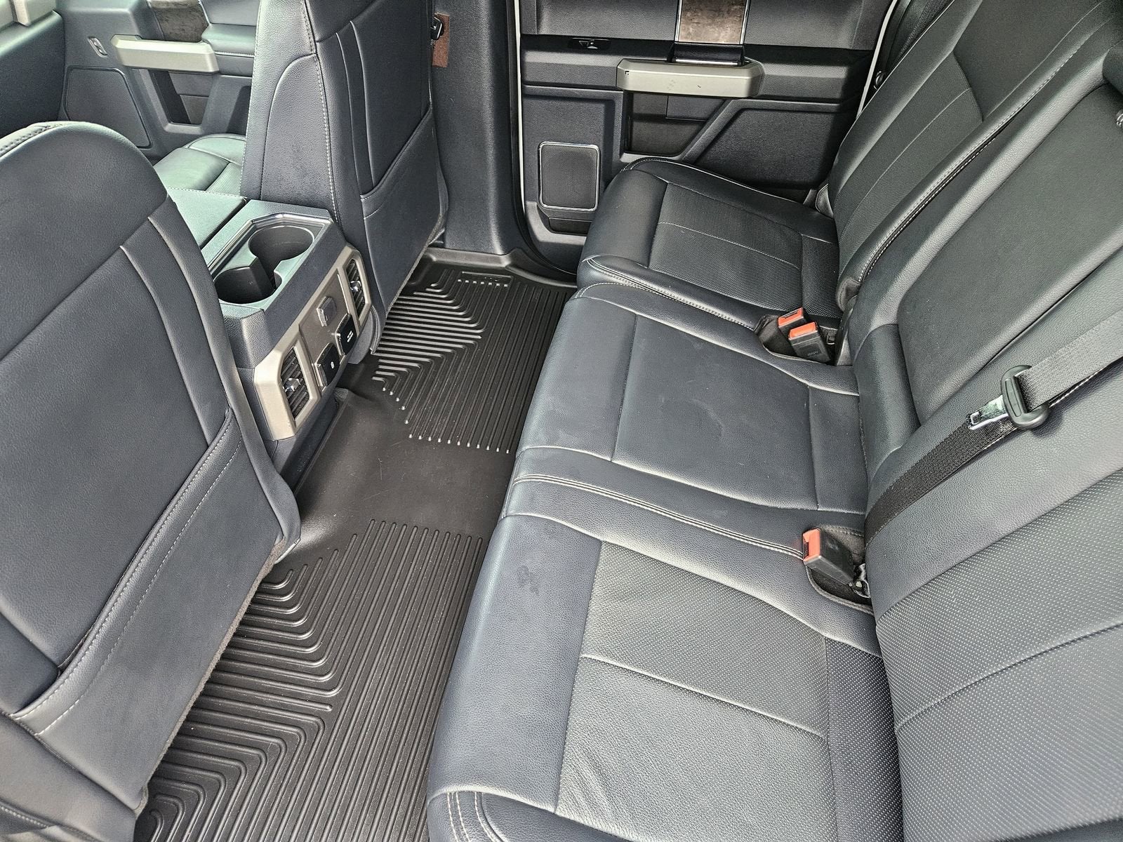 2022 Ford F-350 LARIAT