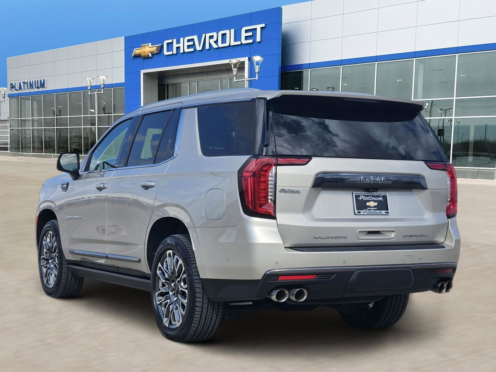 2023 GMC Yukon Denali Ultimate