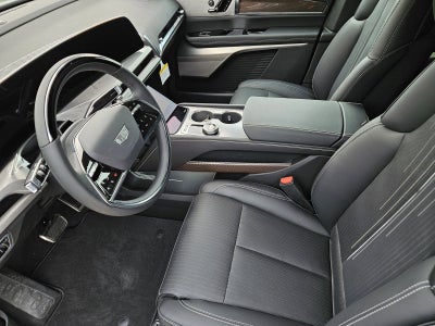 2026 Cadillac VISTIQ Luxury