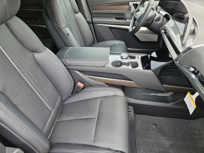 2026 Cadillac VISTIQ Luxury