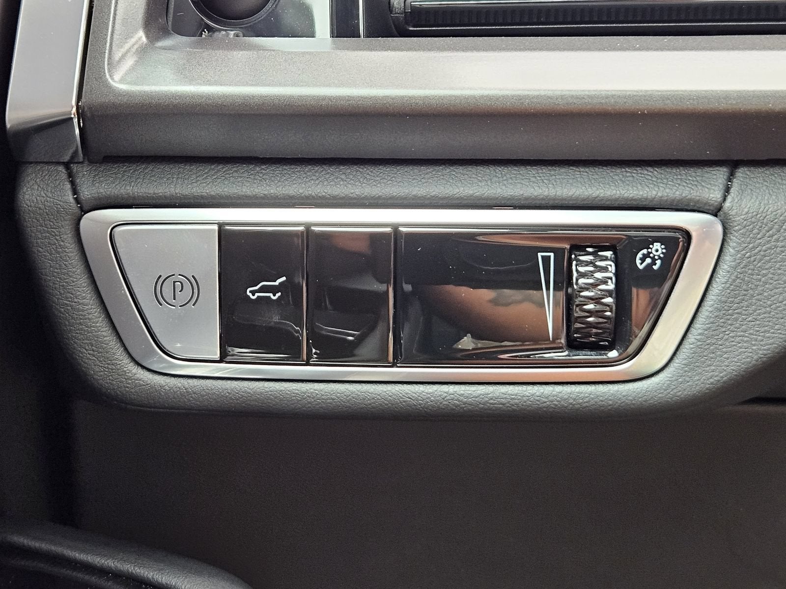 2027 Cadillac VISTIQ Sport