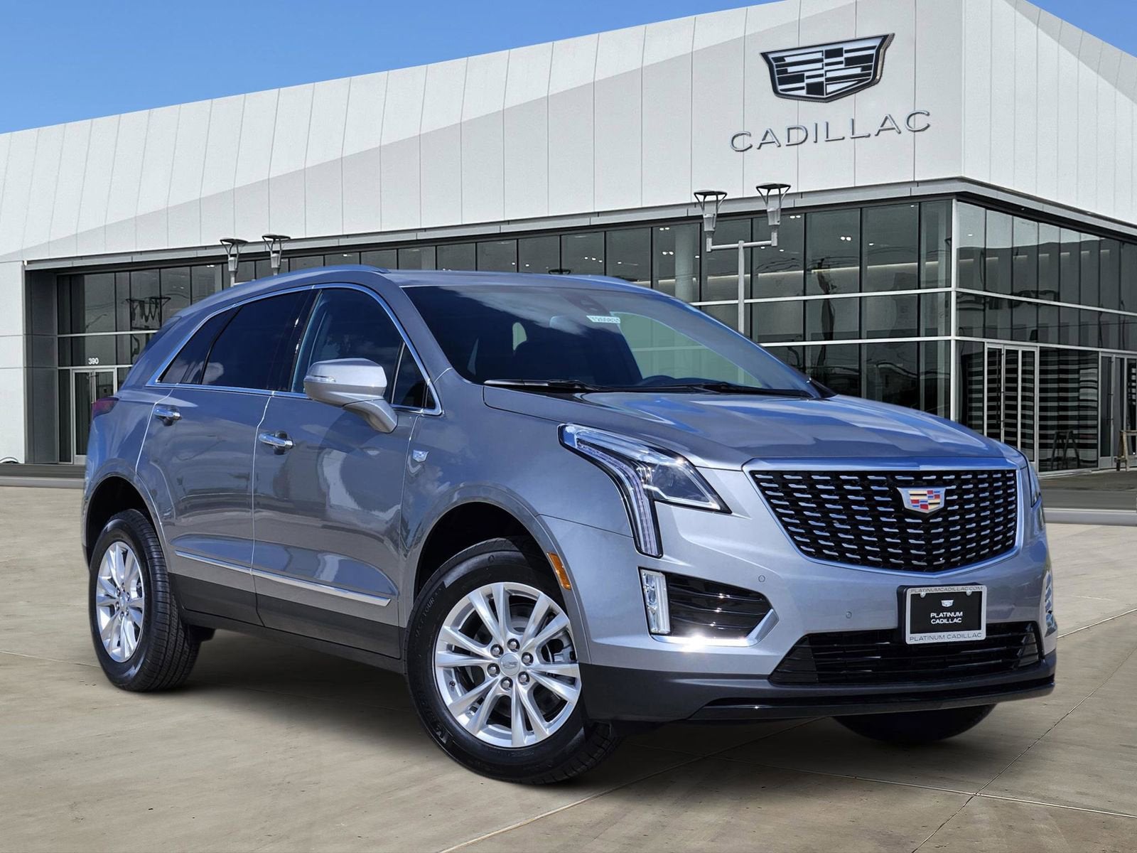2026 Cadillac XT5 Luxury