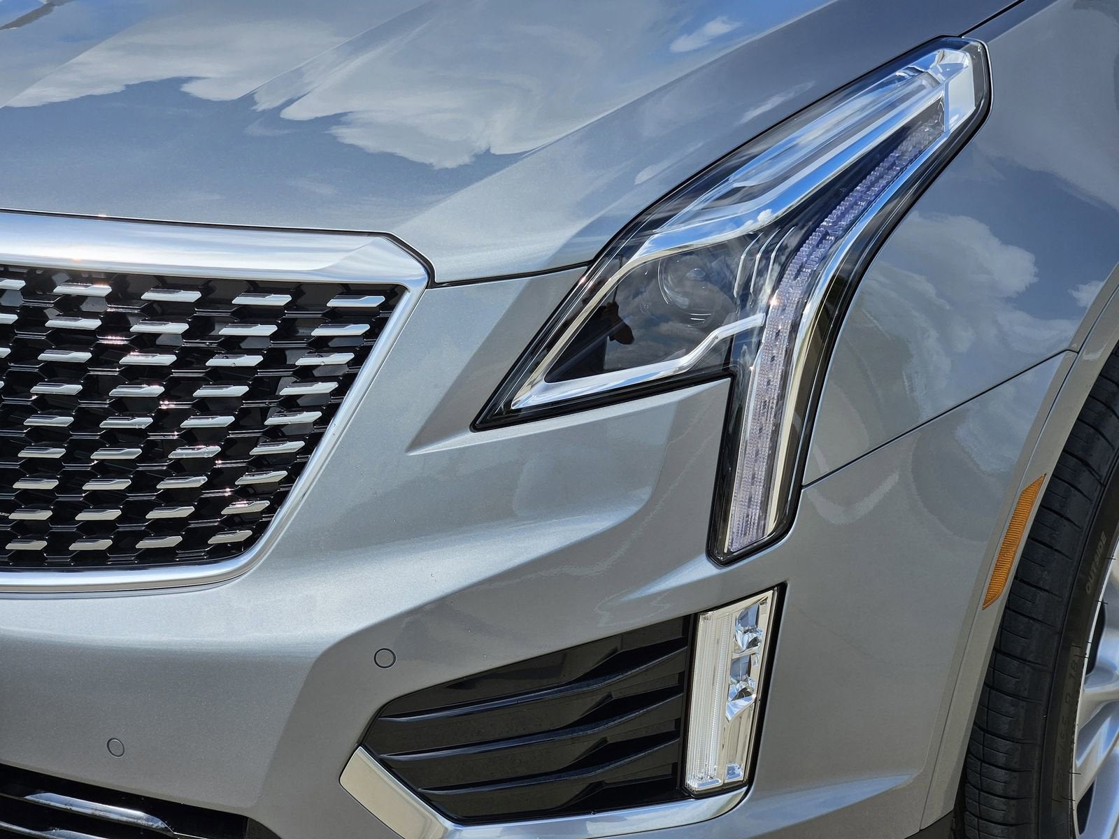 2026 Cadillac XT5 Luxury