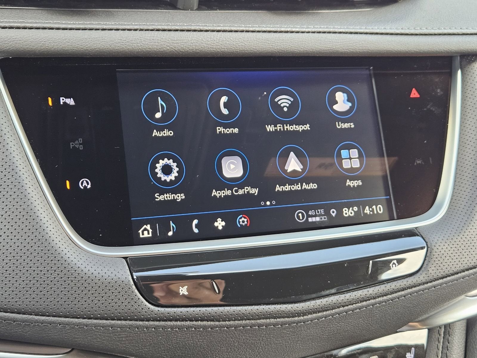 2026 Cadillac XT5 Luxury