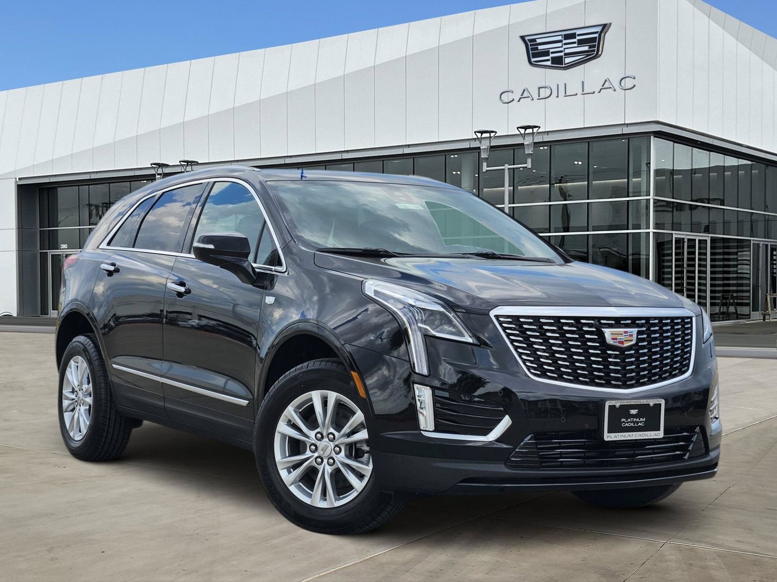2026 Cadillac XT5 Luxury