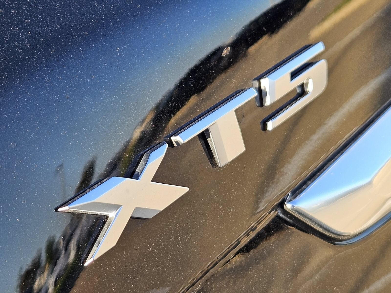 2026 Cadillac XT5 Luxury