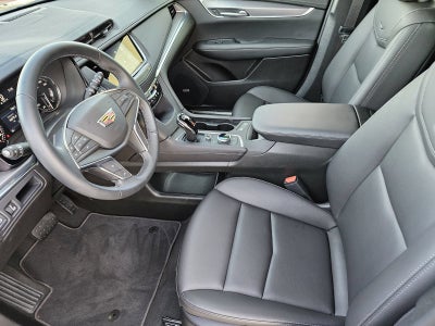 2026 Cadillac XT5 Luxury