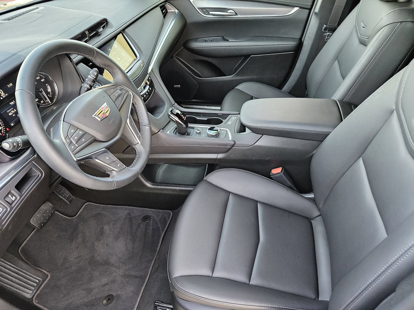 2026 Cadillac XT5 Luxury