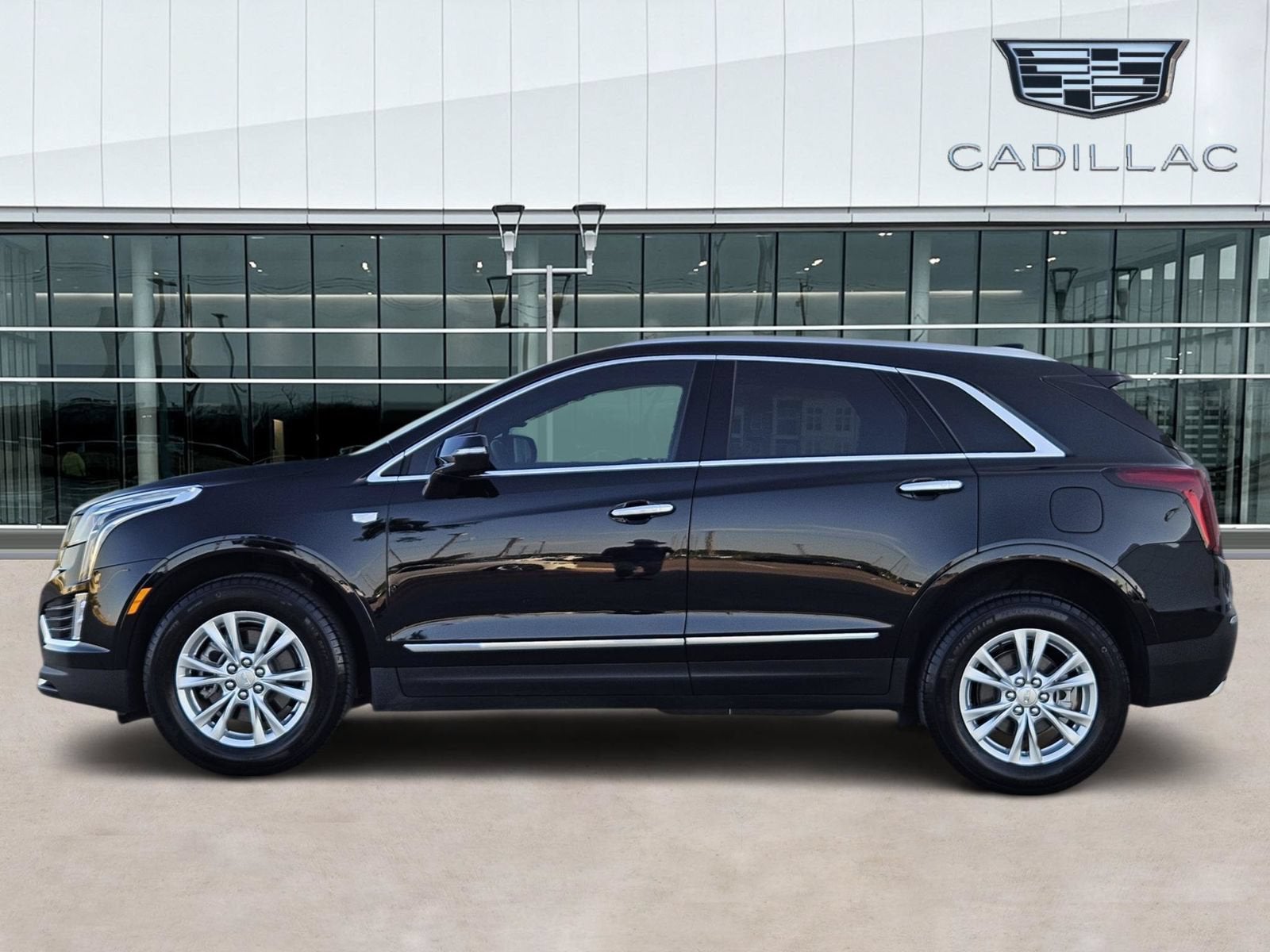2026 Cadillac XT5 Luxury
