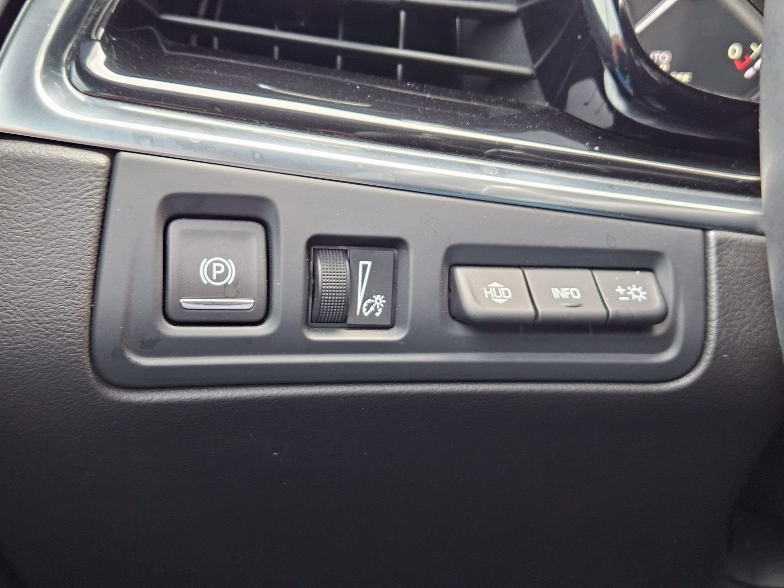 2023 Cadillac XT6 Sport
