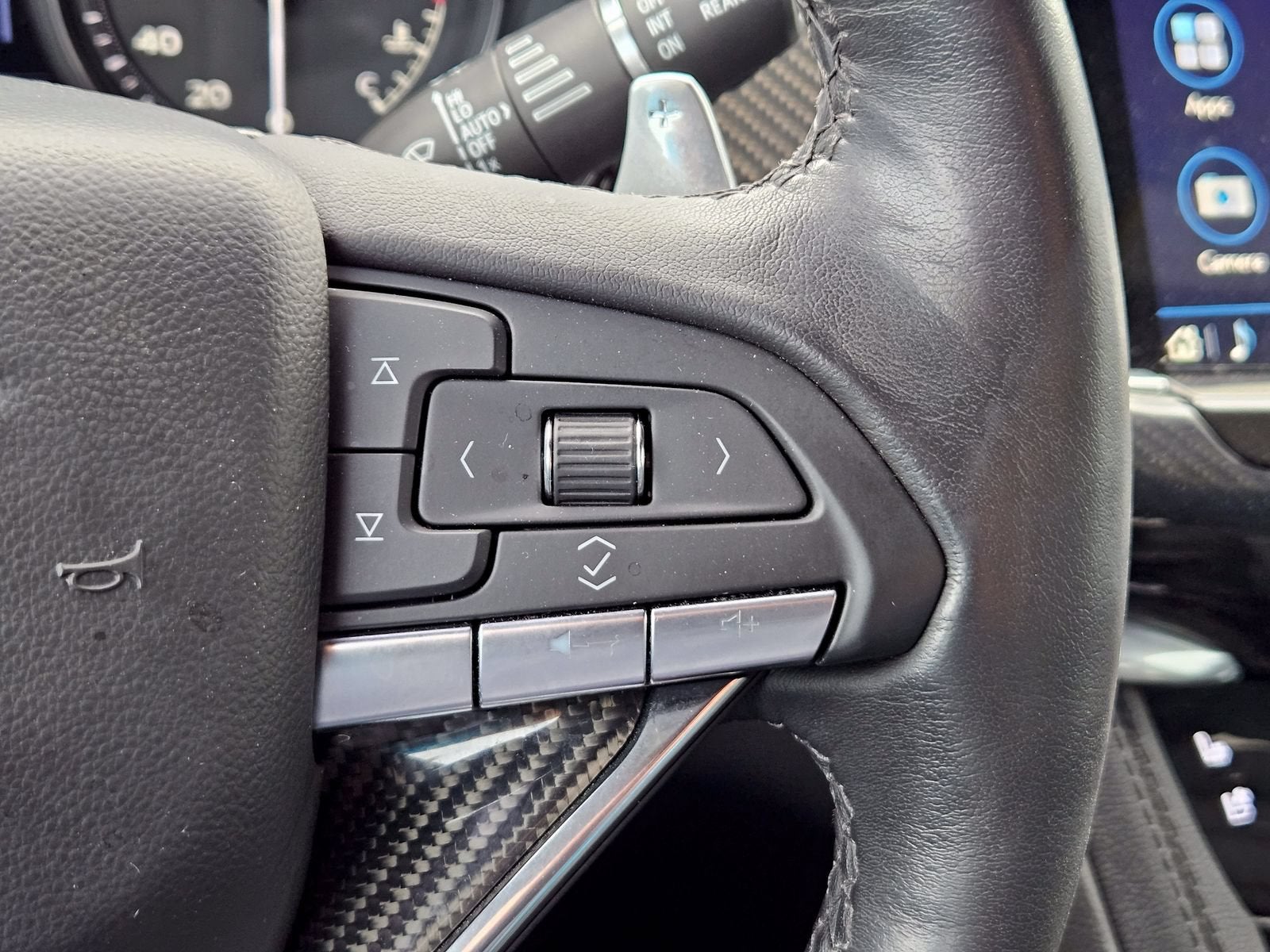 2023 Cadillac XT6 Sport