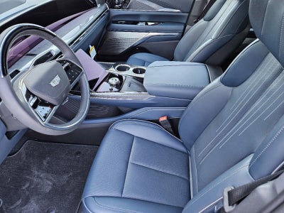 2025 Cadillac ESCALADE IQ Luxury 2