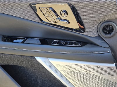 2025 Cadillac OPTIQ Luxury 1