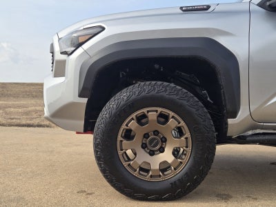 2026 Toyota Tacoma i-FORCE MAX Tacoma Trailhunter