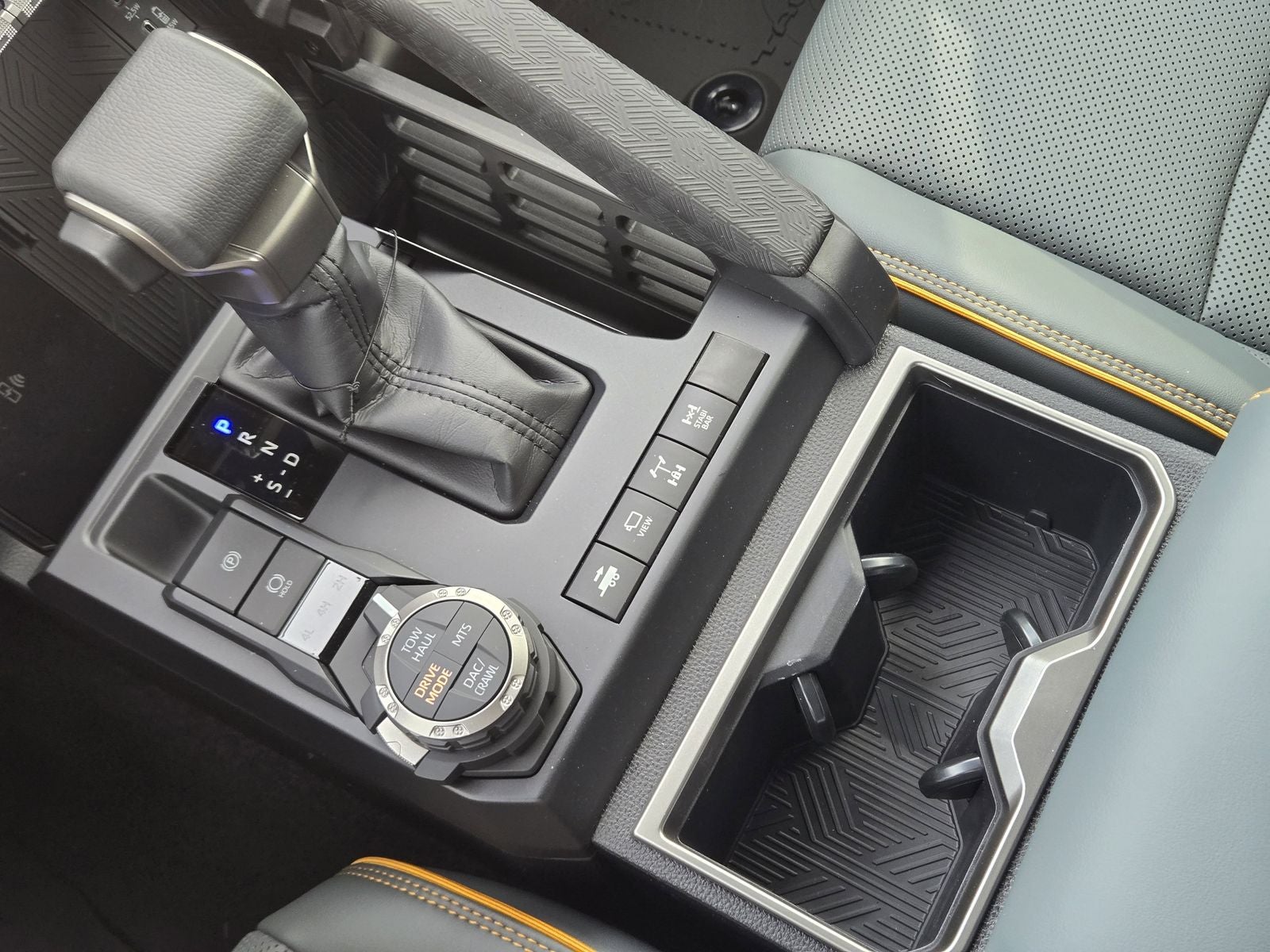 2026 Toyota Tacoma i-FORCE MAX Tacoma Trailhunter