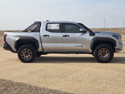 2026 Toyota Tacoma i-FORCE MAX Tacoma Trailhunter