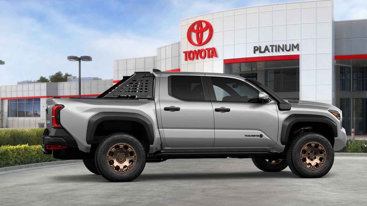 2026 Toyota Tacoma i-FORCE MAX Tacoma Trailhunter