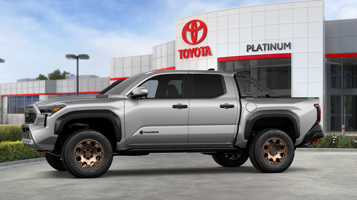 2026 Toyota Tacoma i-FORCE MAX Tacoma Trailhunter