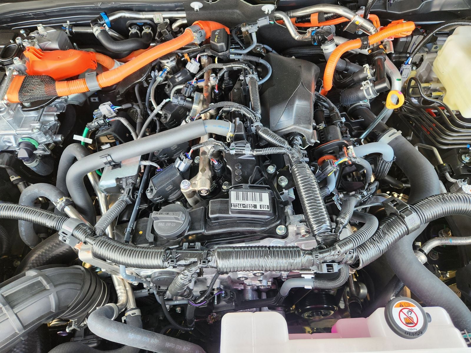 2026 Toyota Tacoma i-FORCE MAX Tacoma Trailhunter