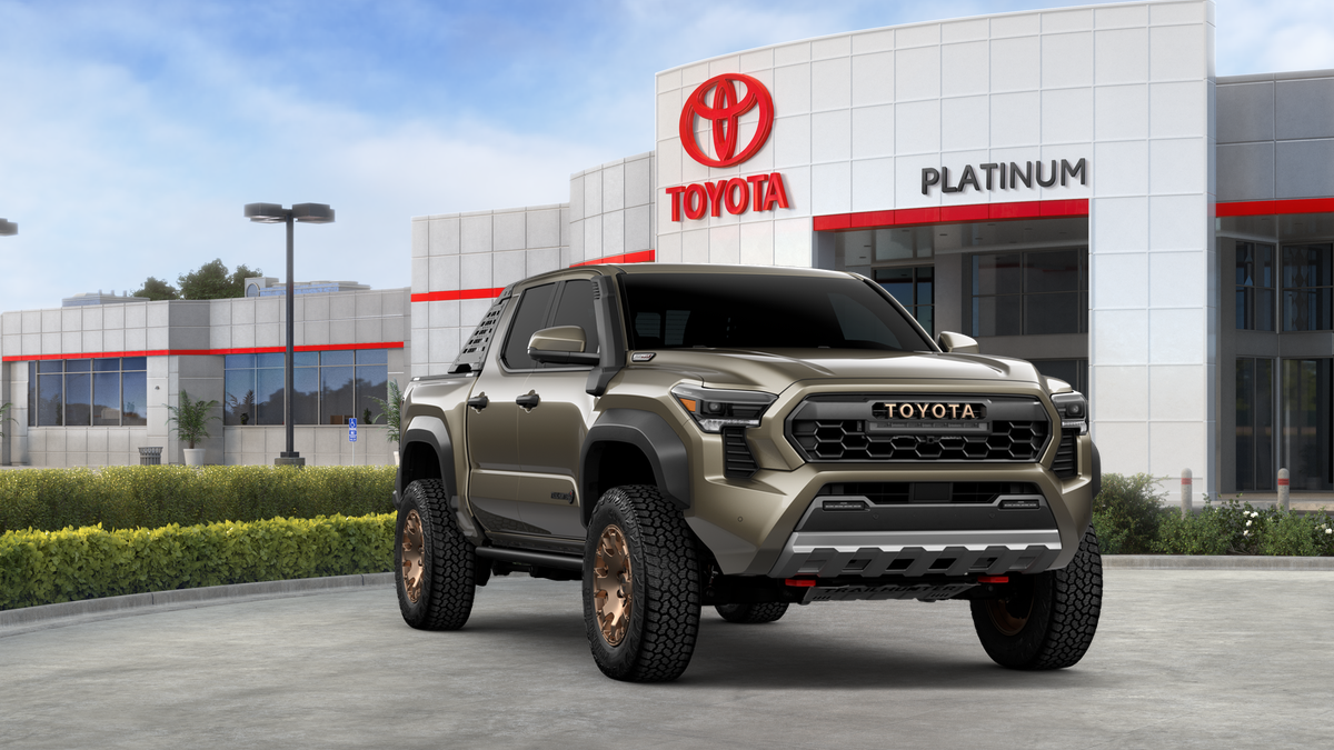 2026 Toyota Tacoma i-FORCE MAX Tacoma Trailhunter
