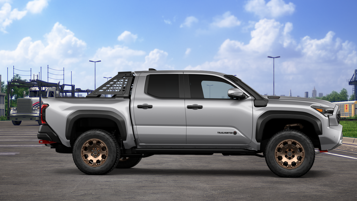 2026 Toyota Tacoma i-FORCE MAX Tacoma Trailhunter