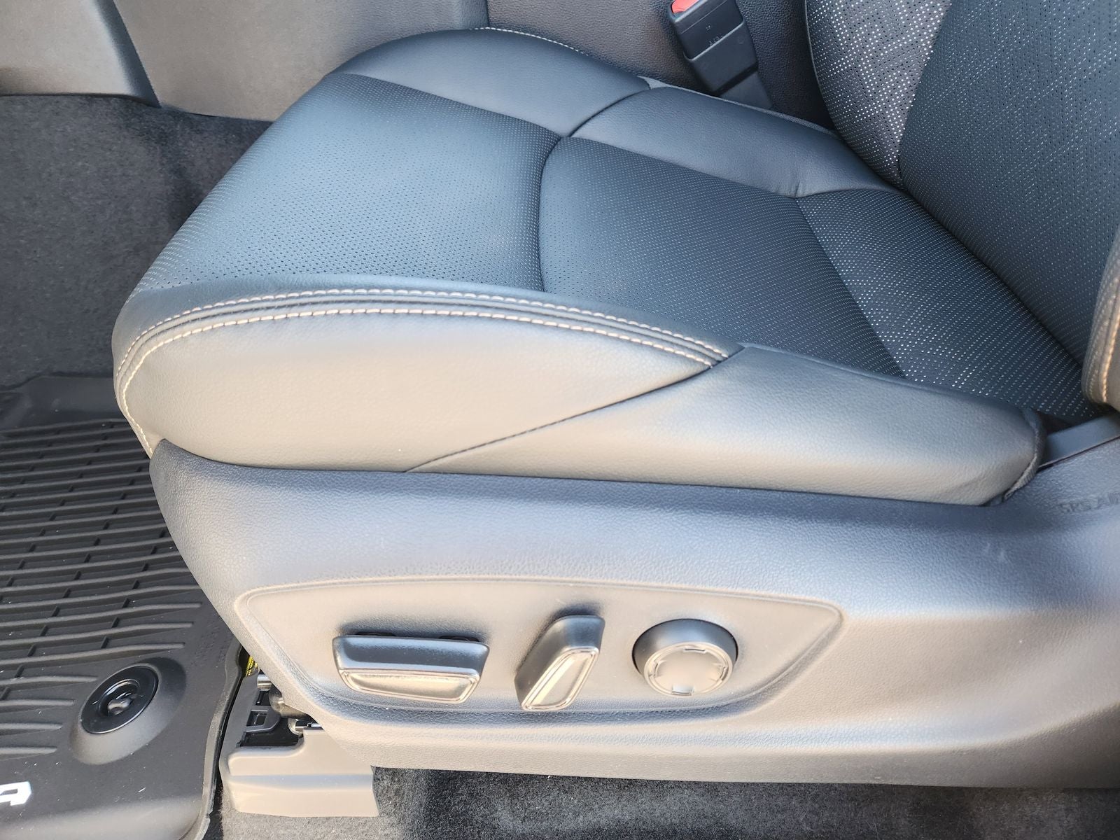 2026 Toyota Tacoma i-FORCE MAX Tacoma Limited