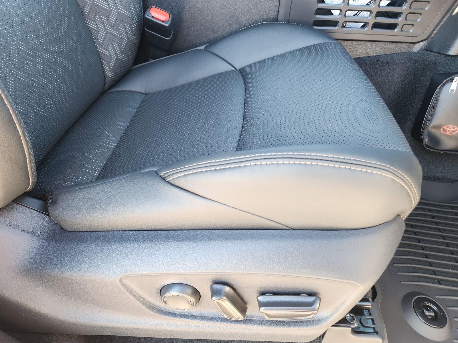 2026 Toyota Tacoma i-FORCE MAX Tacoma Limited