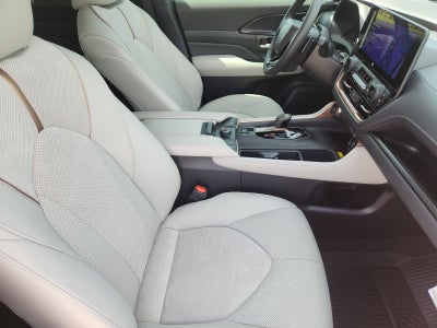 2026 Toyota Grand Highlander Hybrid MAX Platinum