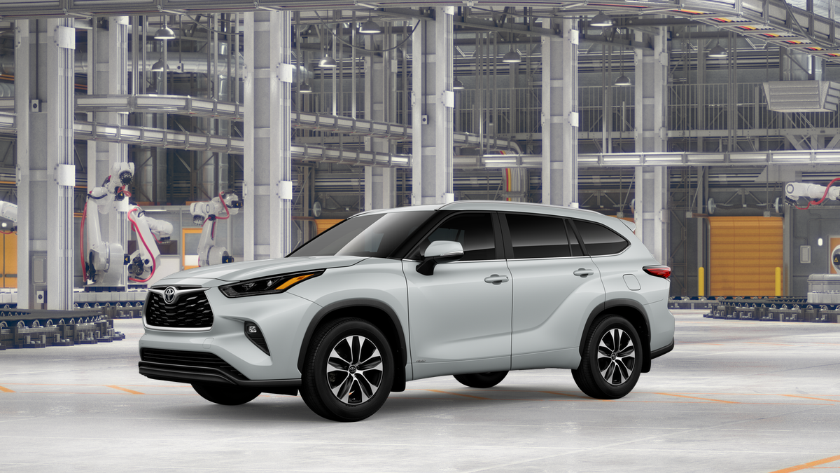 2026 Toyota Highlander Hybrid XLE