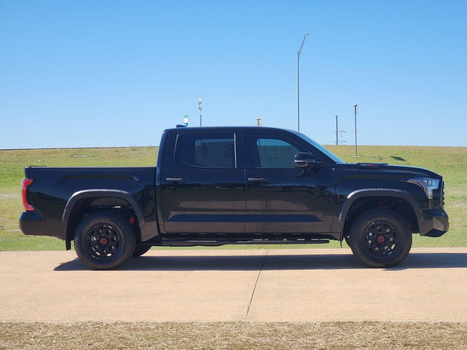 2026 Toyota Tundra i-FORCE MAX Tundra TRD Pro