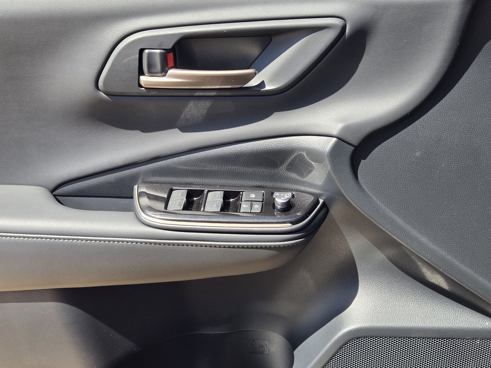 2026 Toyota Toyota Crown XLE