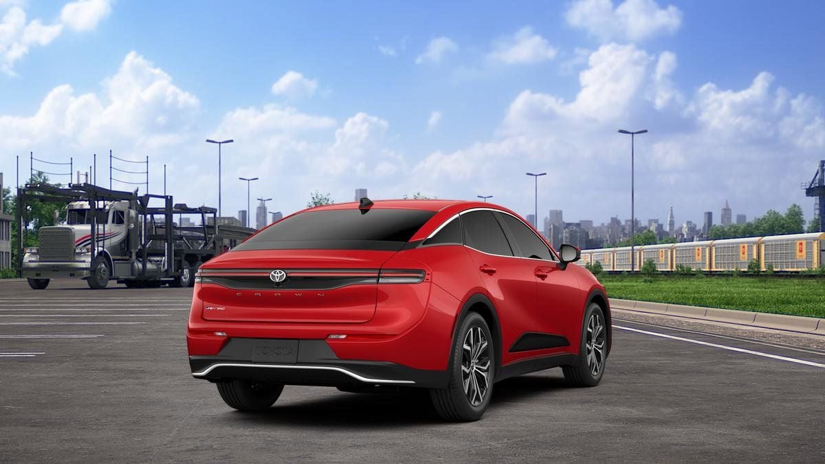 2026 Toyota Toyota Crown XLE