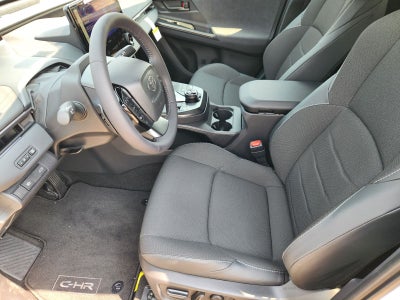 2026 Toyota C-HR SE