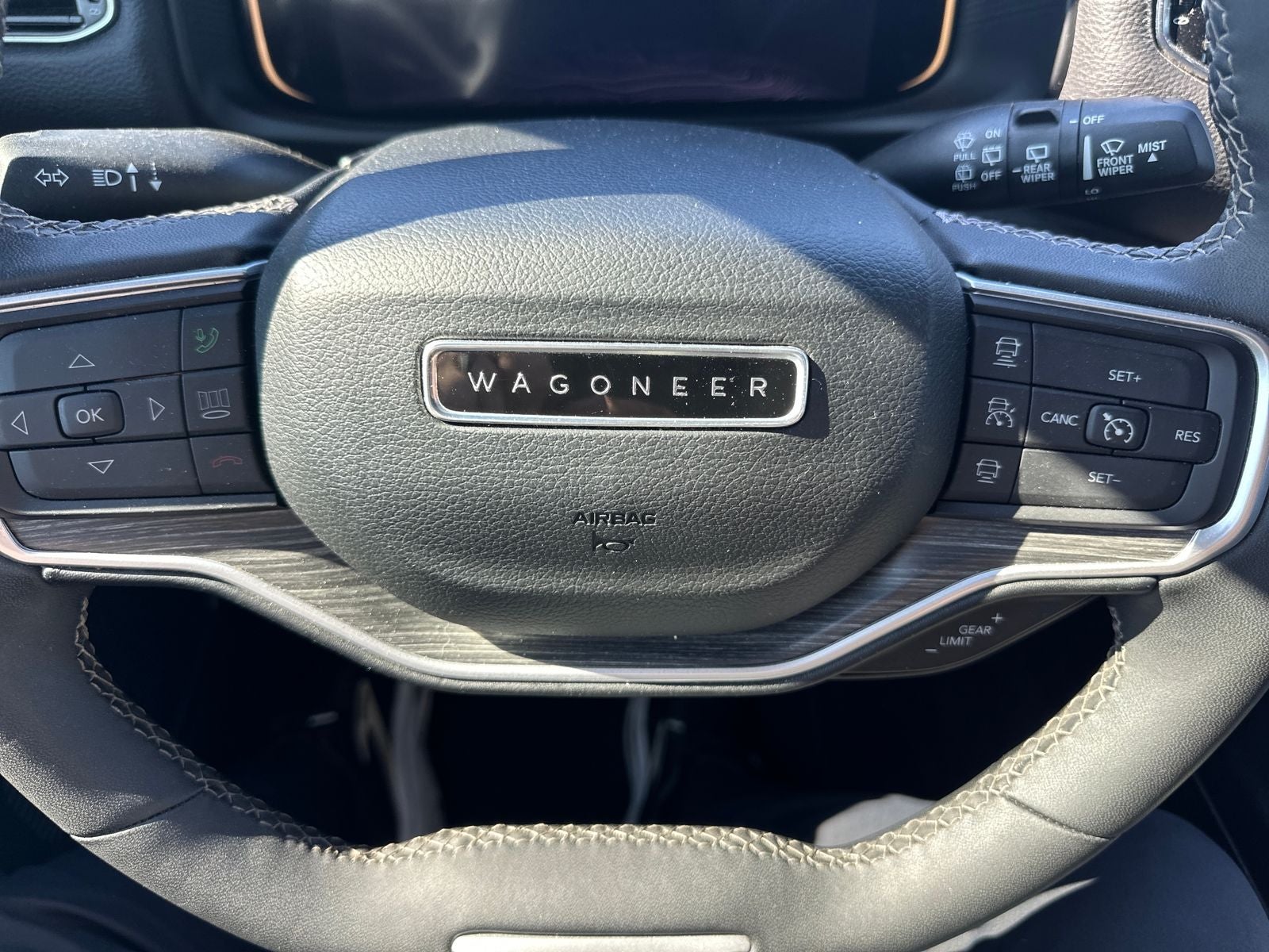 2023 Jeep Wagoneer L Series III