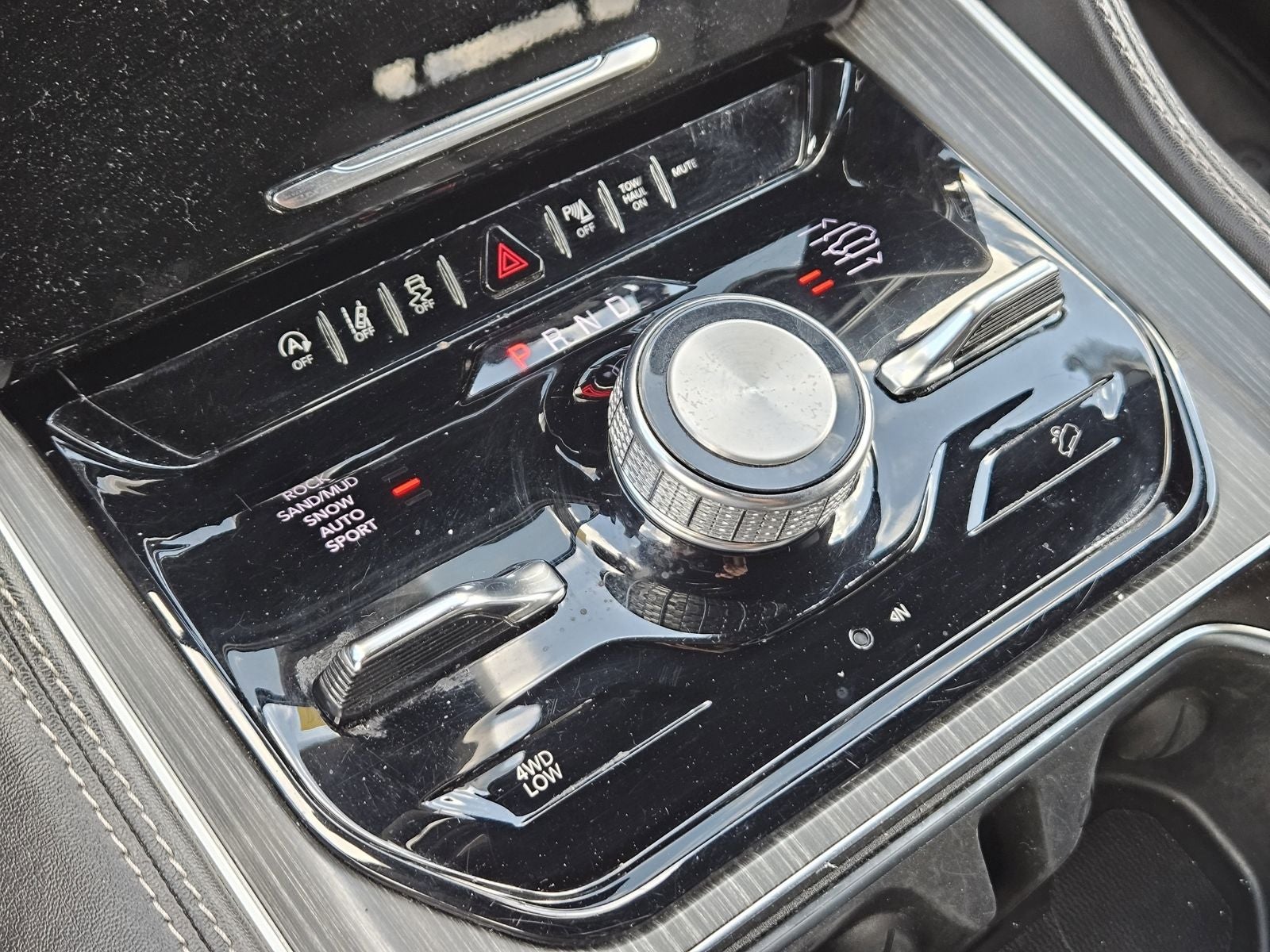 2023 Jeep Wagoneer L Series III